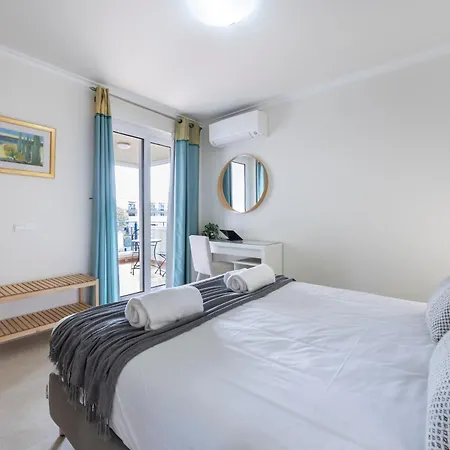 Mira Baia - Meia Family Apartment Lagos