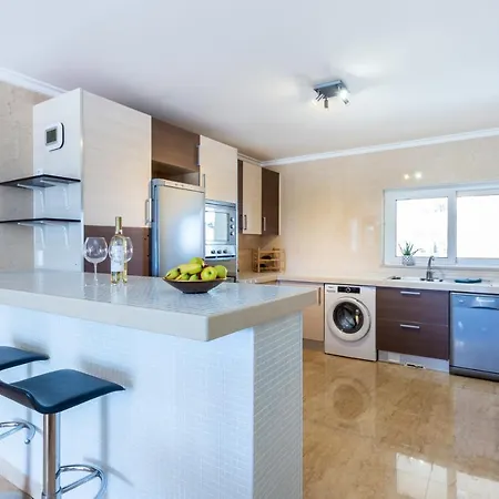 Appartement Mira Baia - Meia Family Lagos